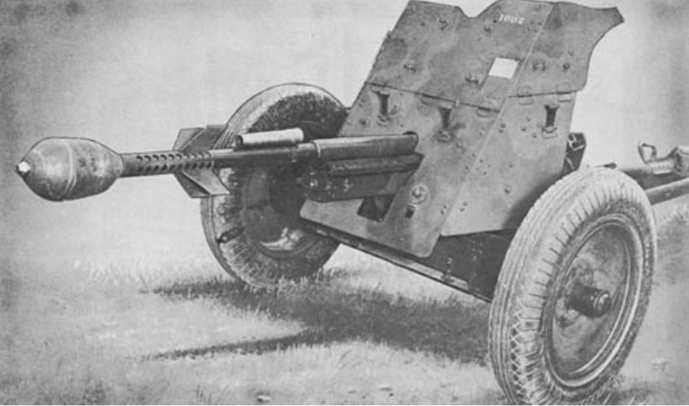 放大版枪榴弹二战德军反坦克火炮配超口径高爆榴弹