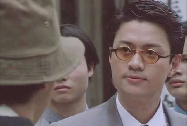 说起尹天照,他这爆红代表作不能不提,《我和僵尸有个约会》系列的电视