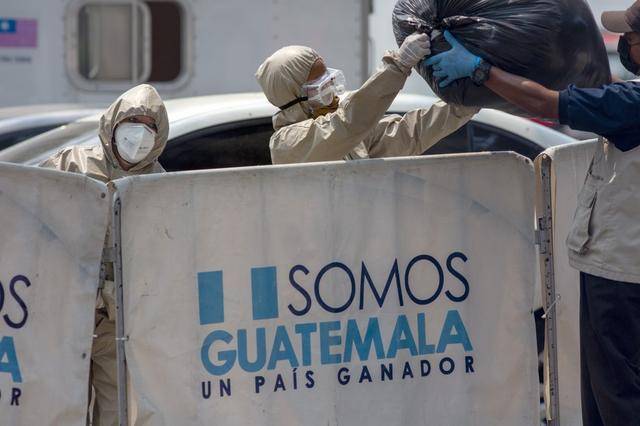 拉美百姓因疫情撑起白旗危地马拉总统美国从没把我们当盟友