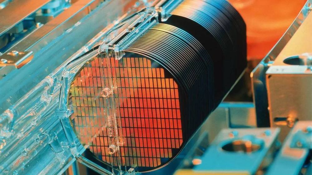 从完全依赖进口到自主量产未来它将是中国半导体硅片的中坚