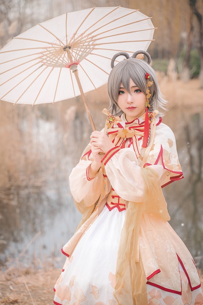 二次元洛天依cos:请认真听完我的歌,你就会爱上我的_腾讯新闻