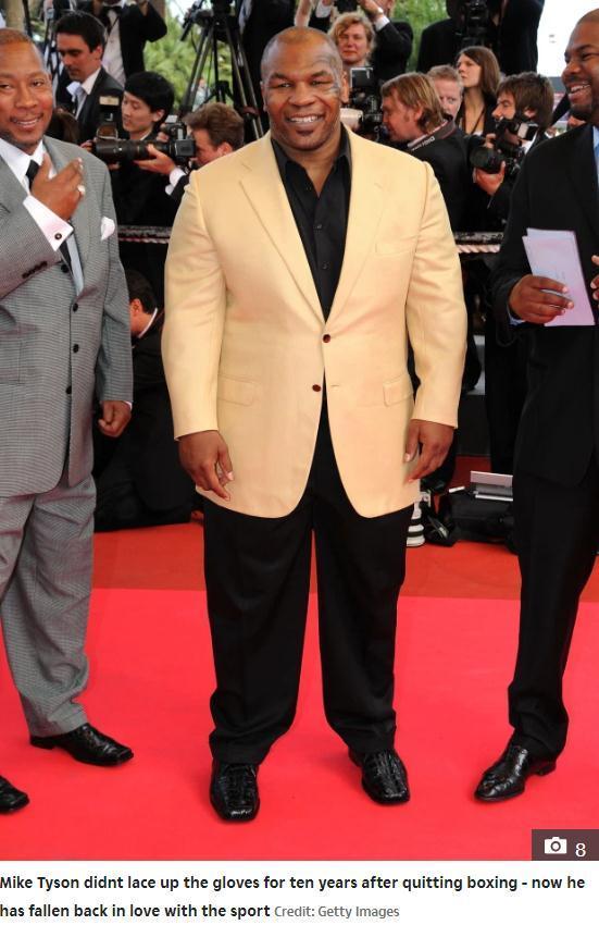 泰森体重曾达 344 斤,为了复出,身材臃肿不再,肌肉线条尽显