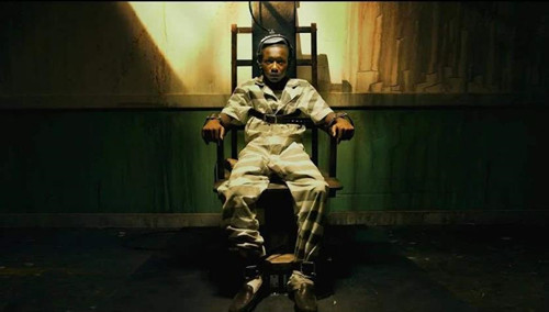 70年前,一个14岁美国黑人少年被送上电椅处决,他犯了什么错