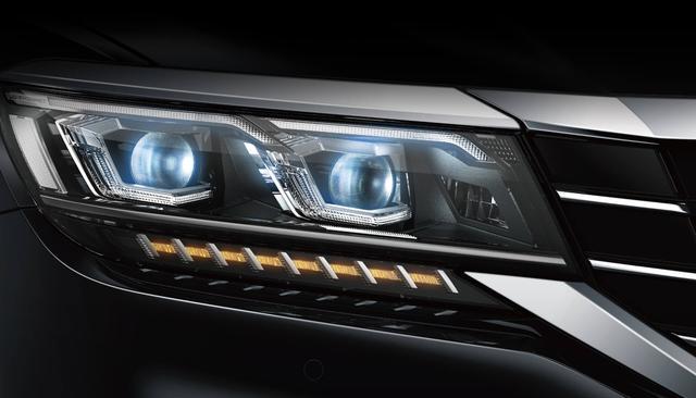 2020款帕萨特越来越年轻化,前大灯 led尾灯使车身"闪闪发光"