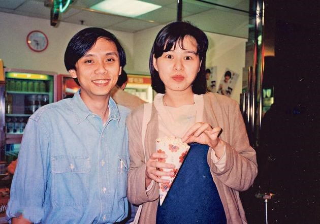 60岁陈嘉上再婚娶小30岁娇妻!原配港姐化身女强人,亲自开车送货