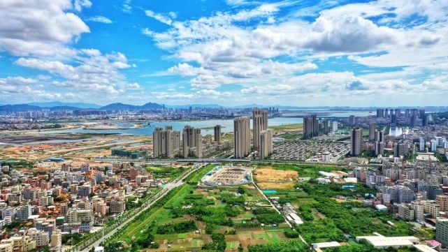 加速推进岛外大发展马銮湾新城一大批项目即将竣工