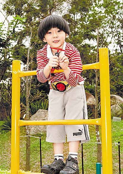 忘不了饰演张柏芝儿子的童星原岛大地宣布结婚才22岁与妻子同龄