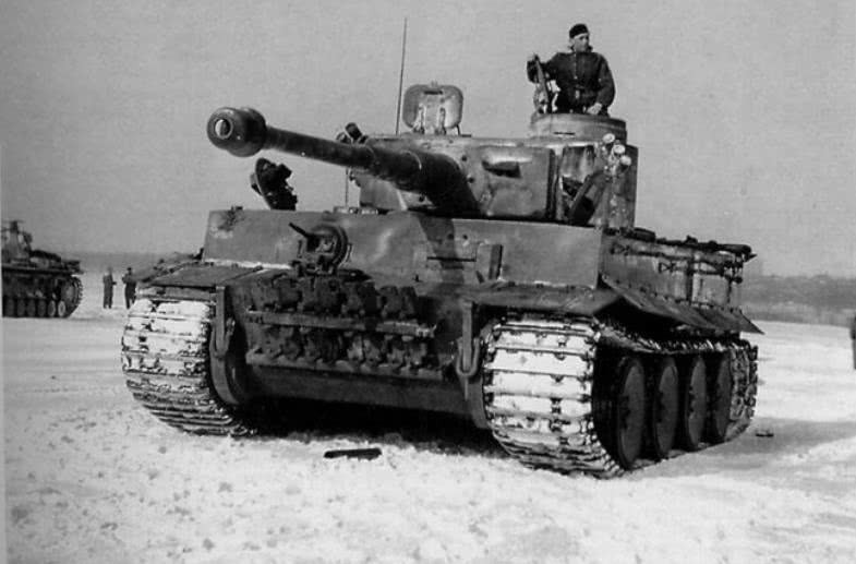 虎式坦克88炮只比t3485主炮口径大一点为何威力却要强很多