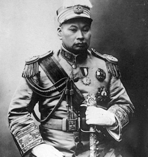 十位民国时期的大军阀照片,按实力排名,看看有没有你认可的那一位?