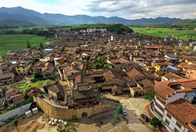 回忆杀圈粉邵武和平古镇沉浸式复古游走红