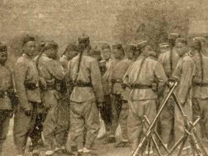 张勋携辫子军复辟,京城守军胜过他兵力数倍,为何不阻拦?高层都在干嘛