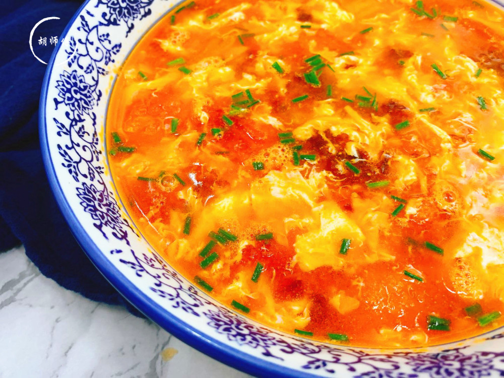 做番茄鸡蛋汤时 有人先炒番茄 有人直接煮 教您正确做法 真鲜 腾讯新闻