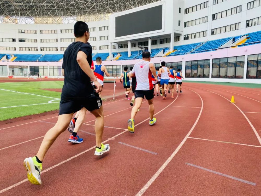 1000米x10次跑完感受如何