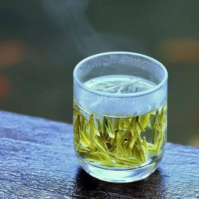 喝清茶和喝浓茶,哪一种对身体好呢?多数人可能理解错了