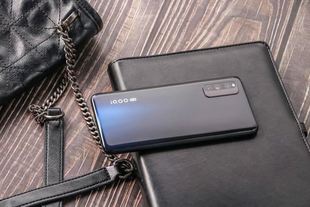 中端售价旗舰级体验,iqoo z1一周使用体验报告