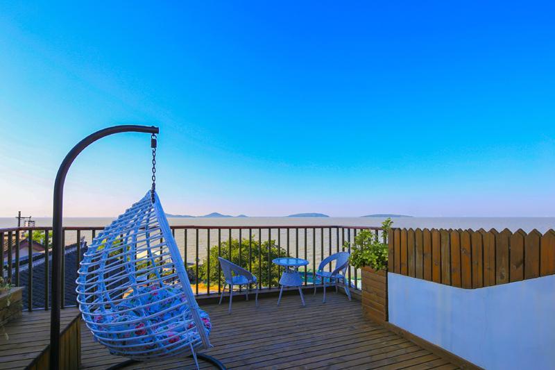 这家一线湖景民宿,民宿老板爆改后成为一家网红民宿,一房难求!