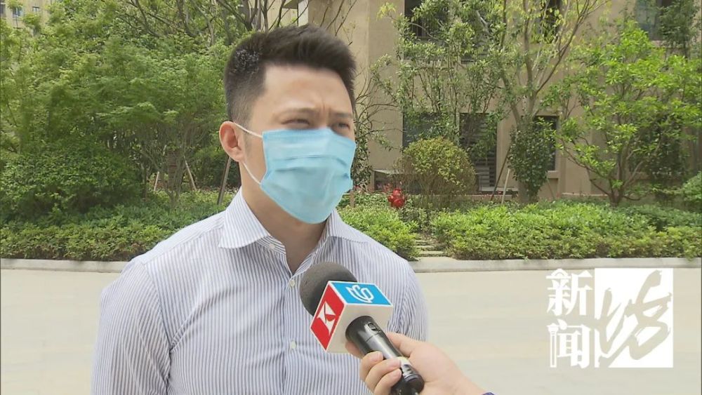 上海这小区交房月余材料高坠，修着又掉螺钉，开发商国贸地产：手滑 - 第2张图片