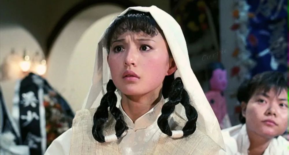 1985年,没有巨星加盟,它却横扫2千万票房,开僵尸片大时代