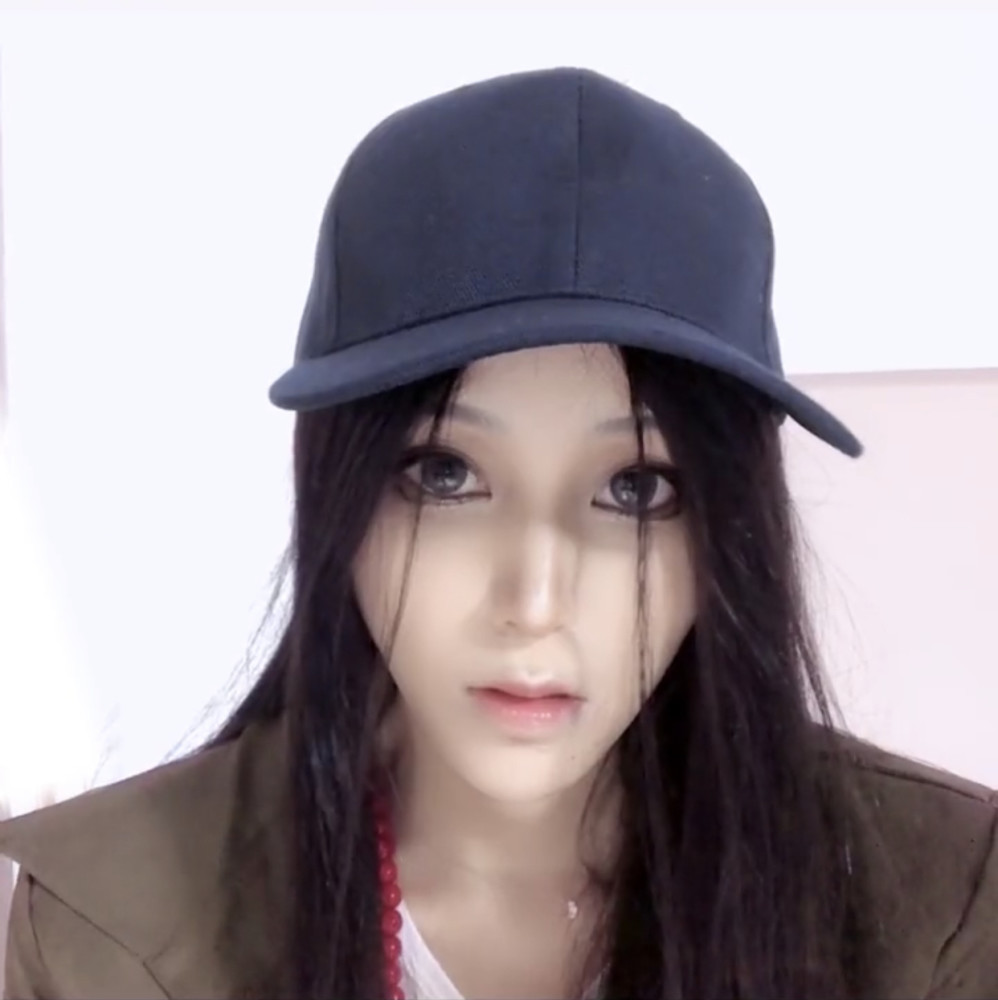 绾绾cos冯宝宝和焰灵姬最大限度接近角色焰灵姬比本人还白