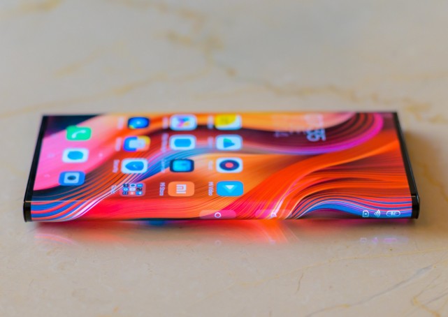 传小米mixalpha2代已在路上年内将推折叠屏新机