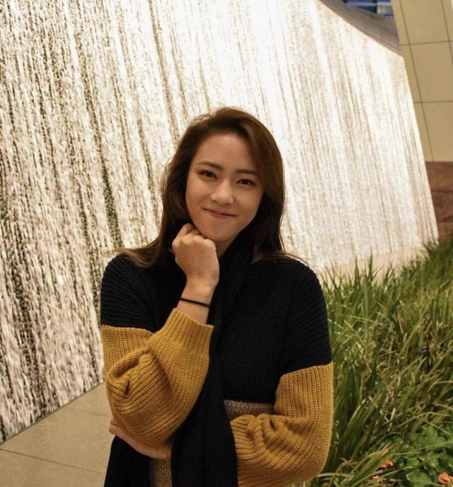 刘颖璇表示自己很紧张,虽然目前不知道要怎么拍,但是都还是会先和同