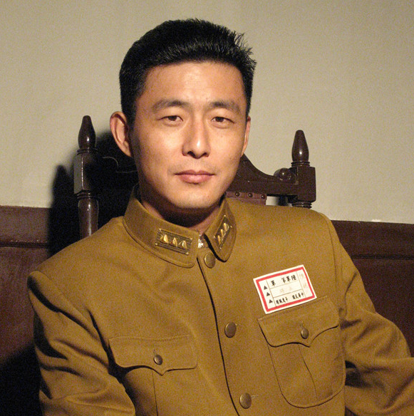 秋蝉:老魏的身份引人怀疑,前后差距大,从这两点就能看出!