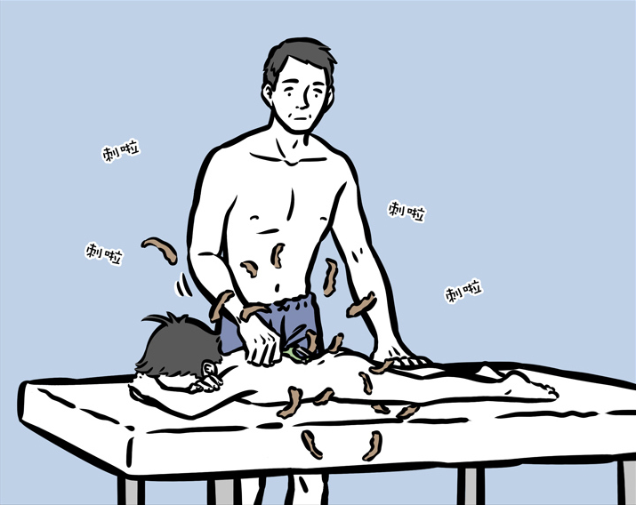 搞笑疯人哪吒去澡堂搓背让师傅用他自带的工具来搓师傅表情微妙