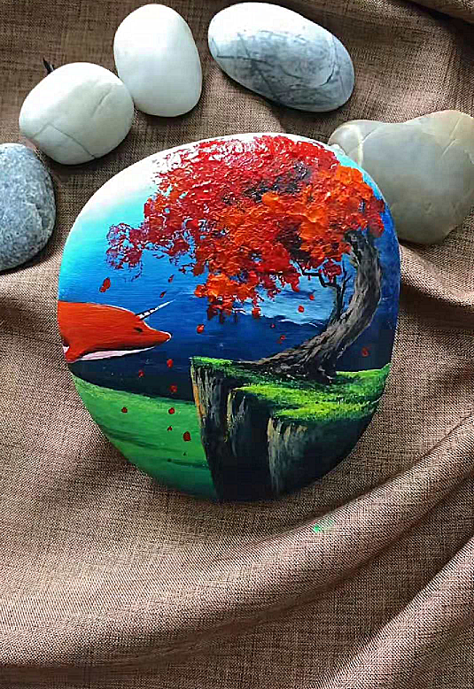 初中生用石头画"大鱼海棠",被吐槽吹牛,看到成品:果然是年少有为!