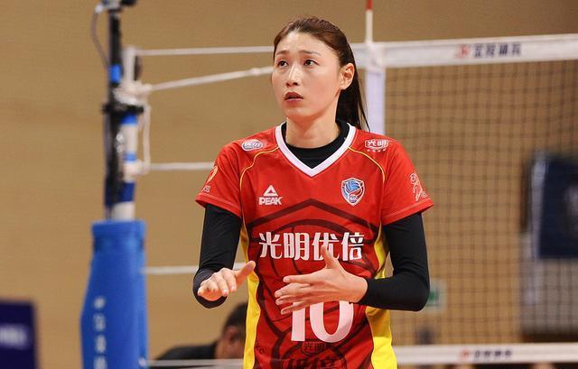 就在球迷猜测纷纷之际,韩国女排队长金软景率先开口了.
