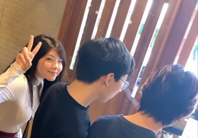 马玉米和天赐携手离队:一个流量到手一个空手而归,intz赔了夫人又折兵