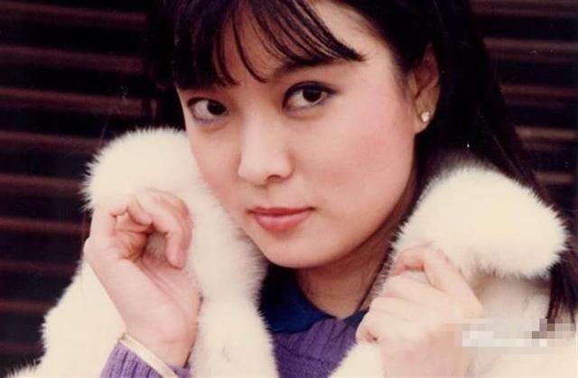 女星退圈26年,因误诊致癌细胞扩散5年,至今被病魔纠缠不敢复出