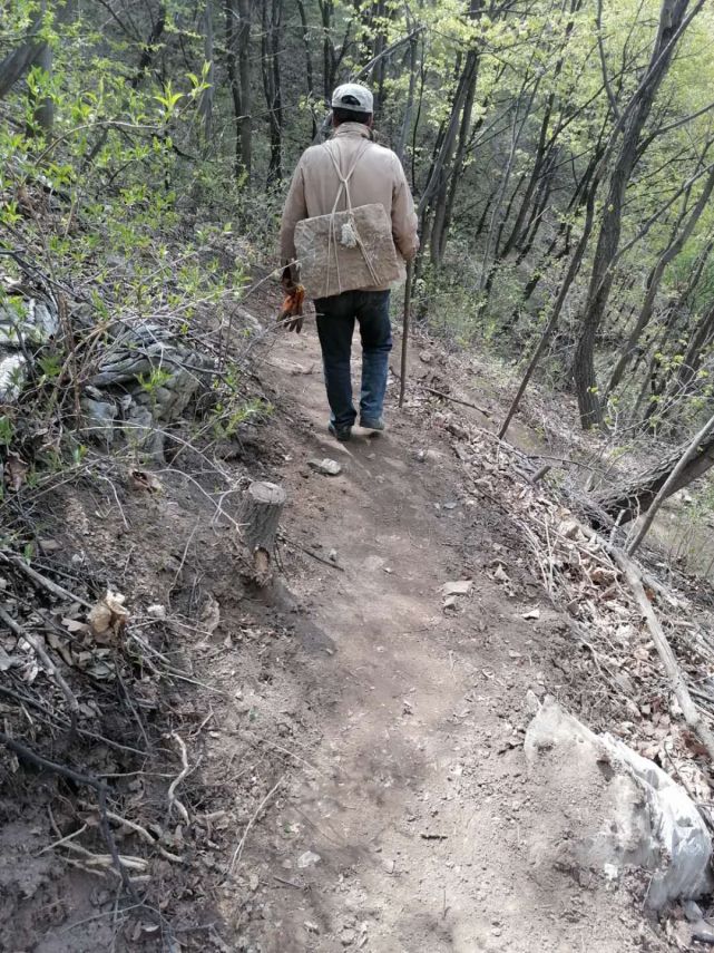 箭扣长城挖出一块石碑这个推断终于有了实证