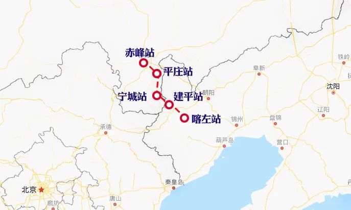 高铁进入试运行阶段5月21日赤峰站开出的又一趟动车组列车进入试运行