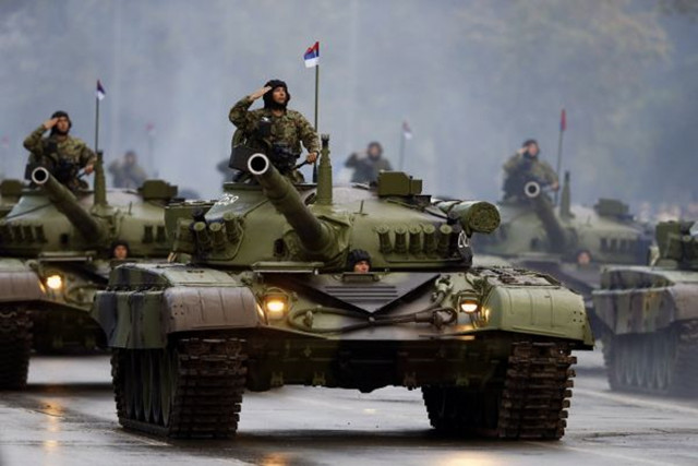 在80年代,捷克手中的坦克主要为t-72m和t-72m1,这两款坦克在欧洲那个