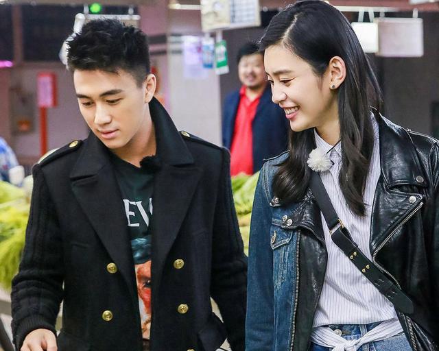 何猷君|17岁开始泡妞，7年连换6位女友，何猷君的风流不输父亲何鸿燊