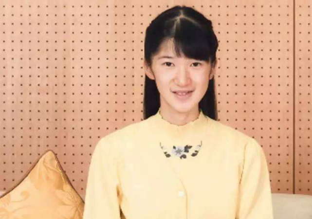 爱子公主在家上网课,迷恋韩国偶像