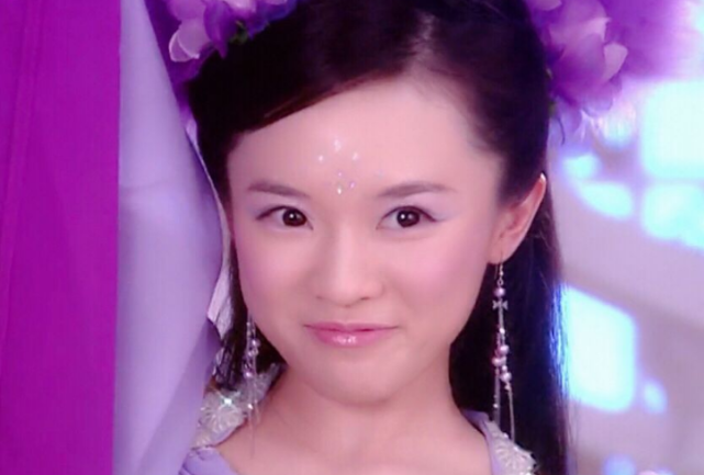 "紫儿"一眼就认出,却没发现赵丽颖的存在