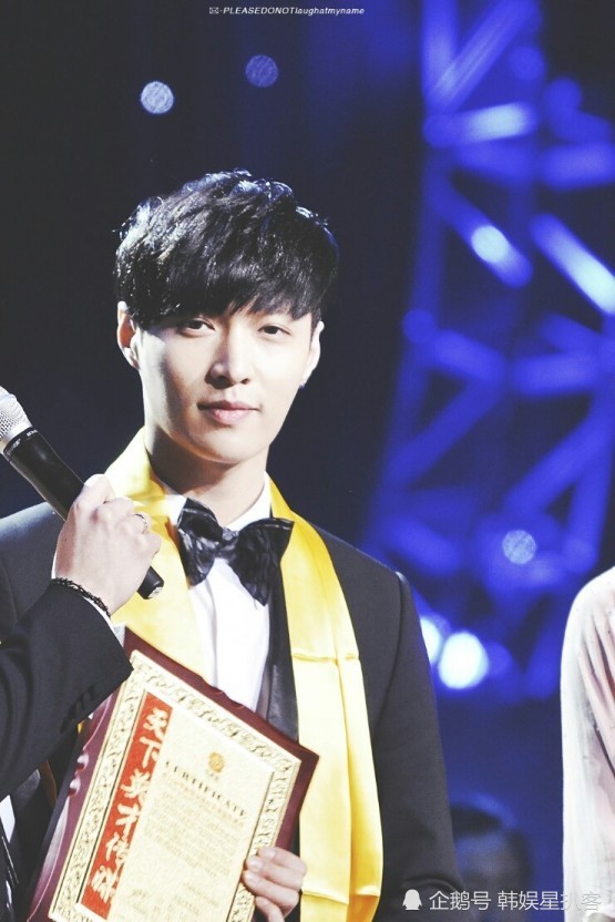 exo 张艺兴组合exo 成员lay(本名张艺兴,sm entertainment所属)将发表