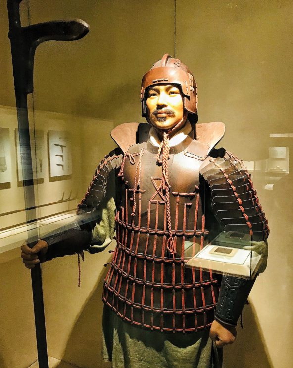 商代皮甲长啥样?考古学家:很考验想象力,只能靠这坨"残迹"猜