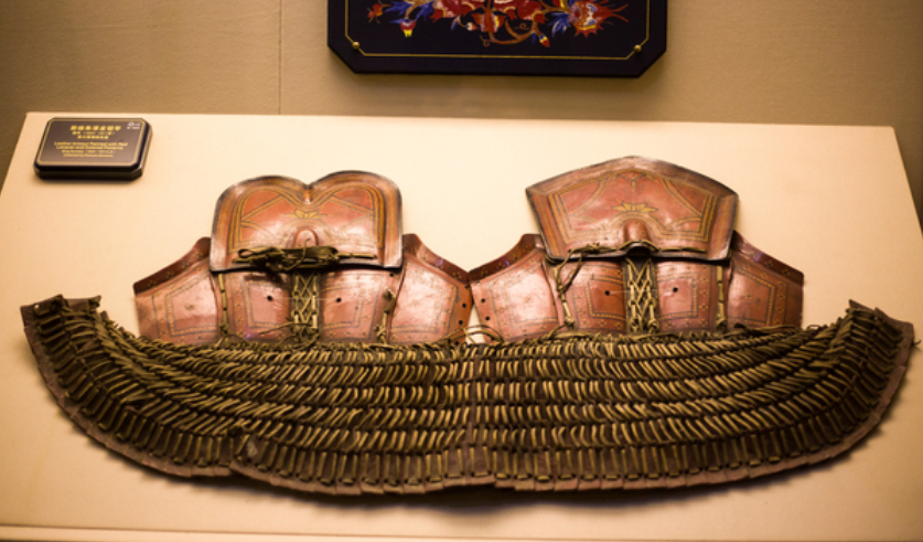 商代皮甲长啥样?考古学家:很考验想象力,只能靠这坨"残迹"猜