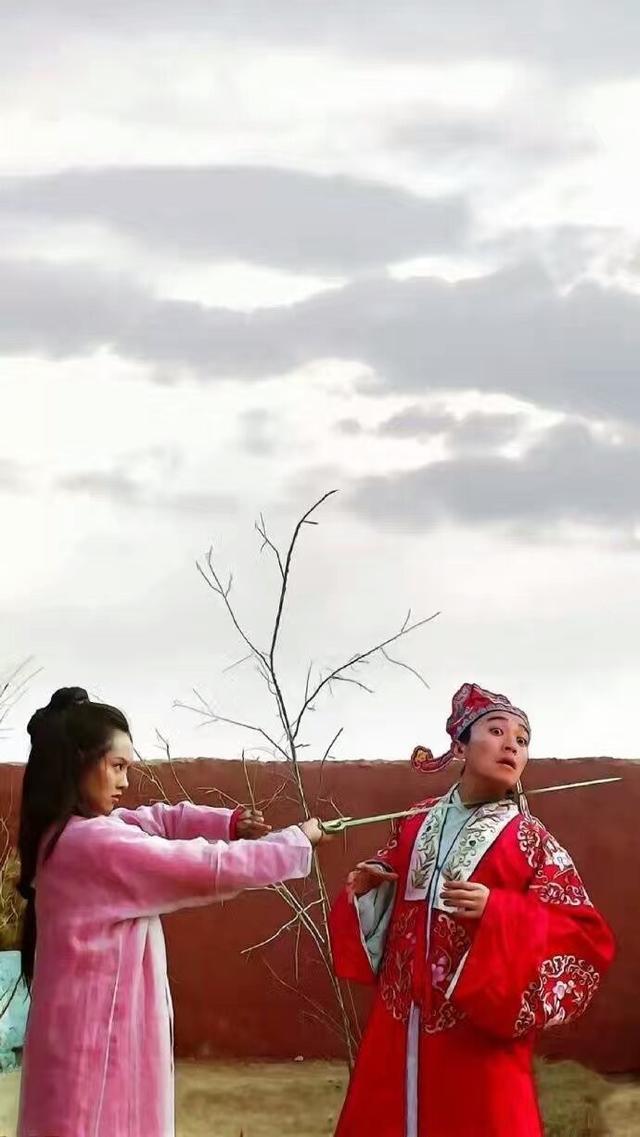 大话西游24年珍藏幕后照出土达叔跳热舞朱茵周星驰太甜了