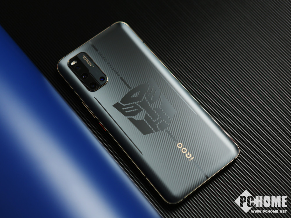 iqoo 3变形金刚限量版图赏,钢铁之躯铸领袖气质_腾讯新闻