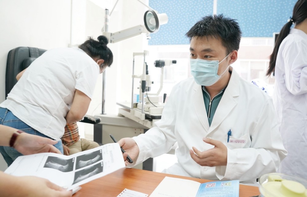 关于301医院号贩子挂号方式-疫情地区不方便进京的患者可提供代诊服务的信息