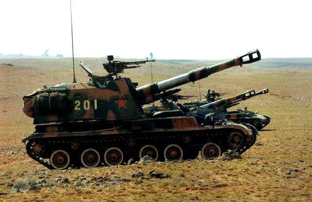 中西合璧的83式自行火炮,国产现代化大口径自行榴弹炮的开端