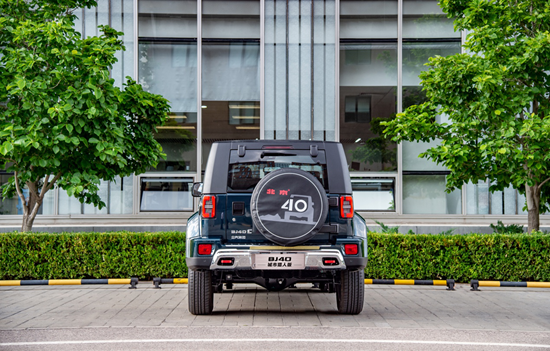 北京越野|售价15.98-18.98万元 北京越野2020款BJ40城市猎人上市