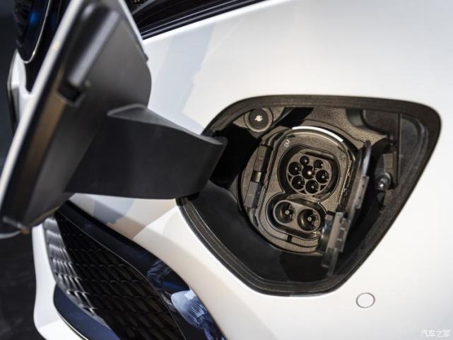 续航里程可达418km 奔驰EQV欧洲开售