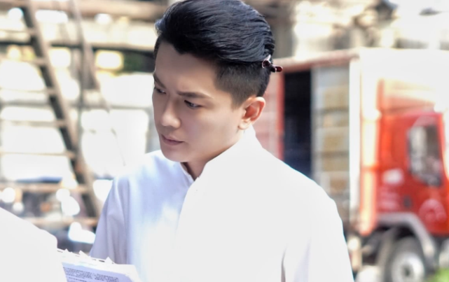 哈哈哈,尽管如此,还是接受不了"邋里邋遢"的丐叔和