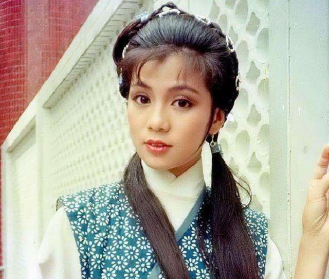 59岁梁洁华去世,丈夫黄日华悲痛落泪,被曝为救妻子散尽家财_腾讯新闻