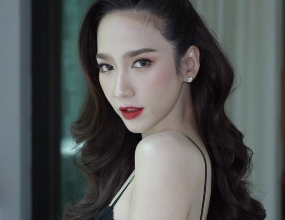 轻混血感的泰式妆容，学会这几个小诀窍，教你变身冷艳撩人小姐姐
