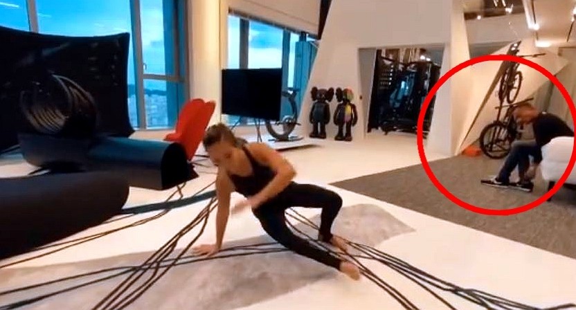 mandy|没分手！洗米华安排Mandy四母子移居泰国，方便“一家人”团聚